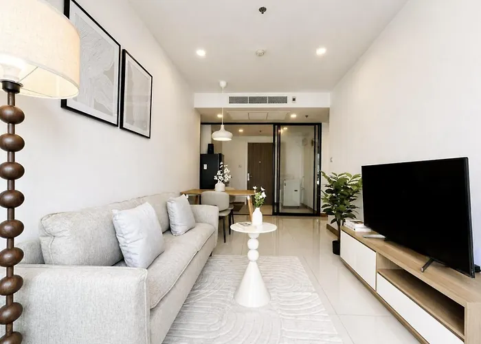 Walk To Bts L Large 49sqm L Near Iconsiam Bangkok