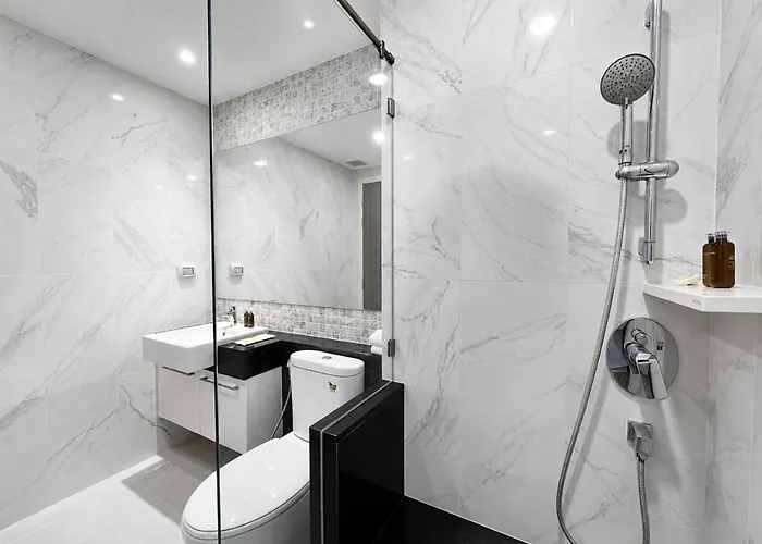 Lejlighed Walk To Bts L Large 49sqm L Near Iconsiam Bangkok