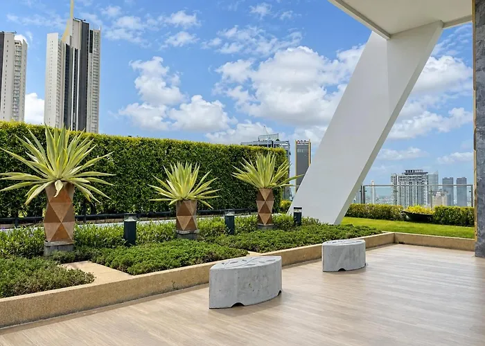 Walk To Bts L Large 49sqm L Near Iconsiam Lejlighed